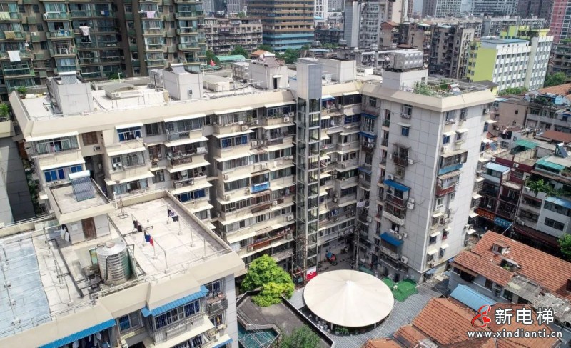 老舊小區(qū)地面公共空間有限，巧用天臺(tái)一部電梯4個(gè)單元共享